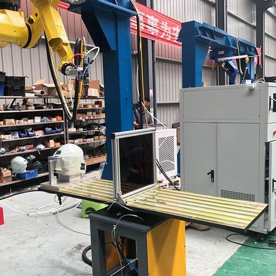 カーボンファイバー材料の製品のためのレーザー切断機